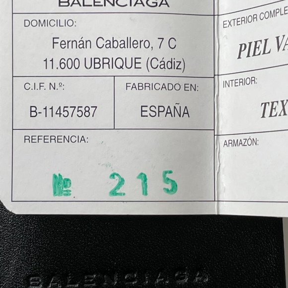 Balenciaga Women's black leather wallet - Picture 12 of 12